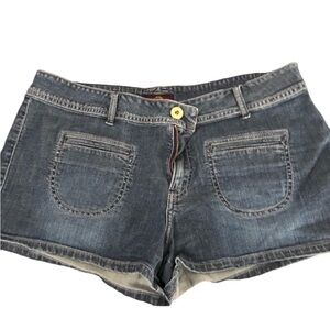 Jordache size 14 high rise Jean shorts front patch pockets stretch